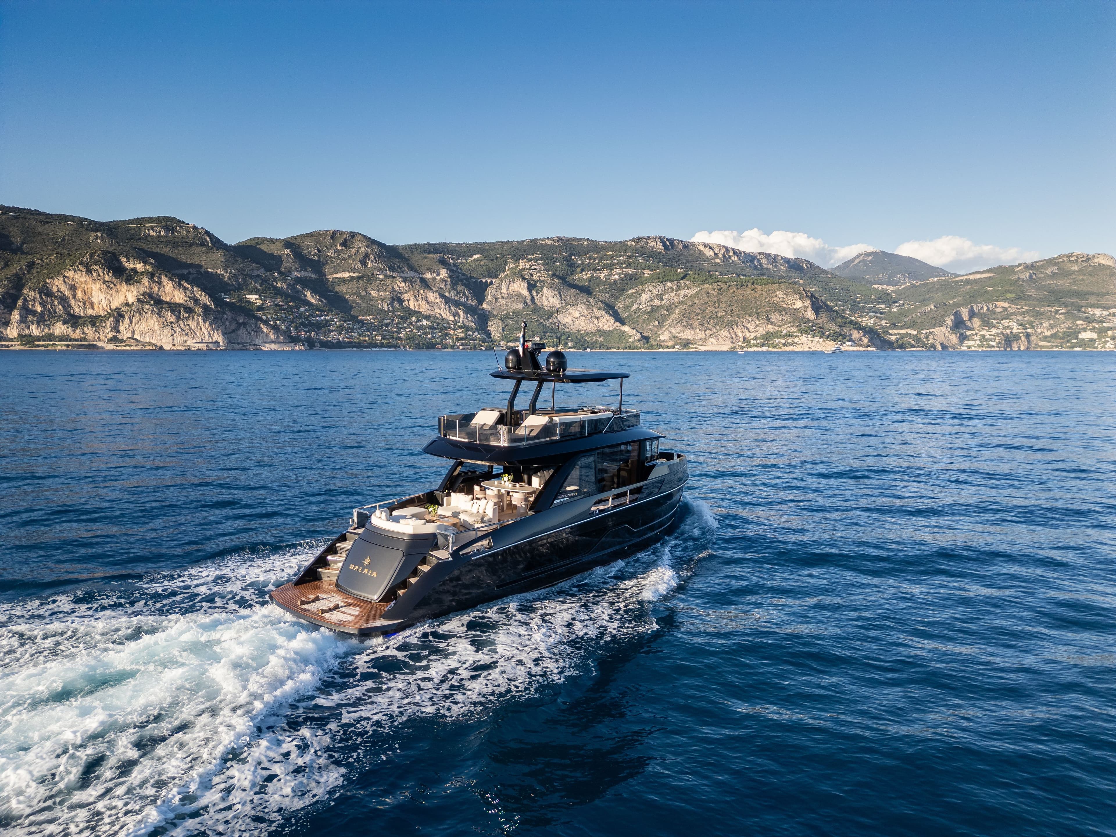 Luxury Explorer Yacht